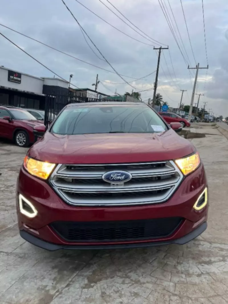 Ford Edge   - 2016