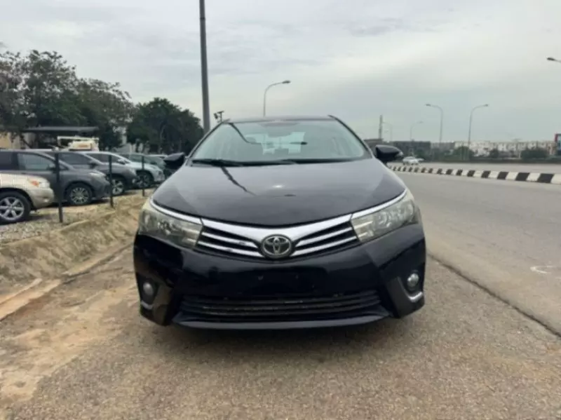 TOYOTA Corolla   - 2015