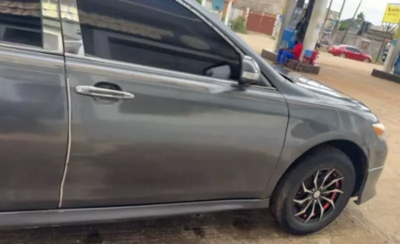 TOYOTA Camry   - 2011