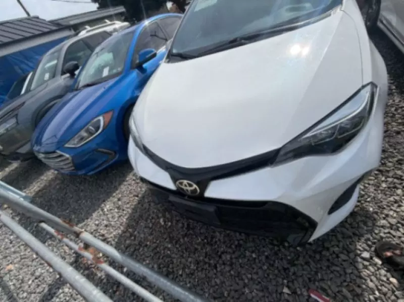 TOYOTA Corolla   - 2018