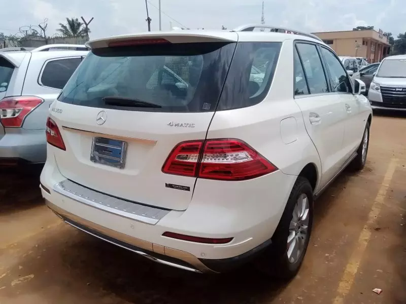 Mercedes-Benz ML 350 - 2012