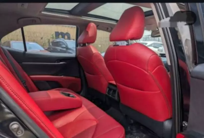 TOYOTA Camry   - 2019