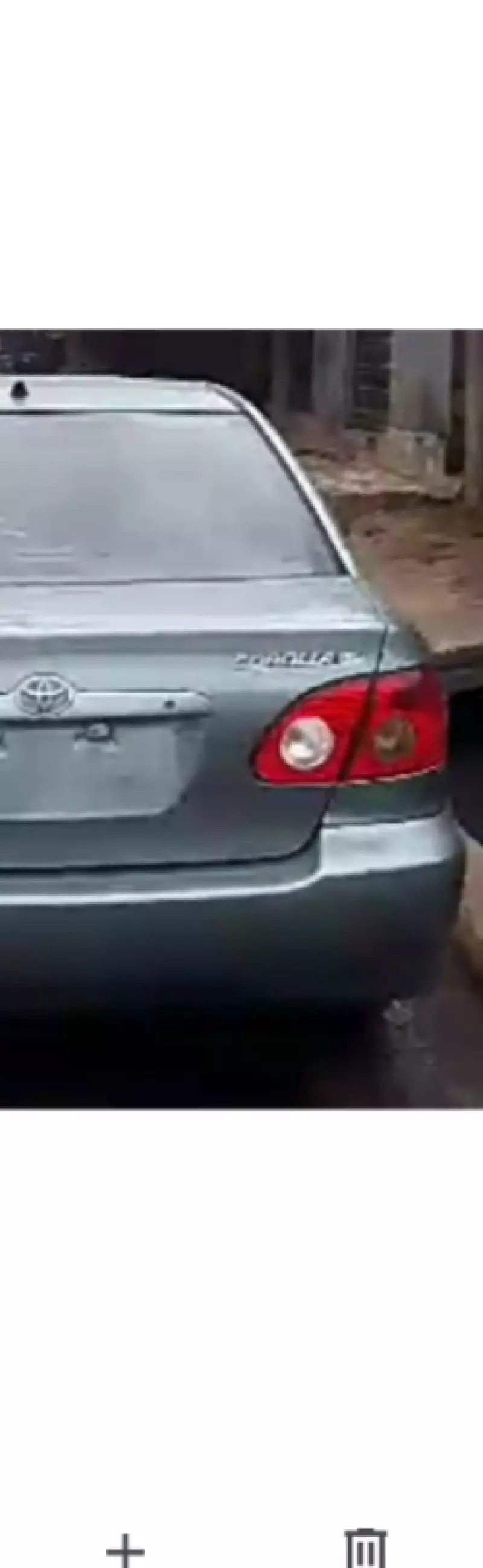 TOYOTA Corolla - 2005