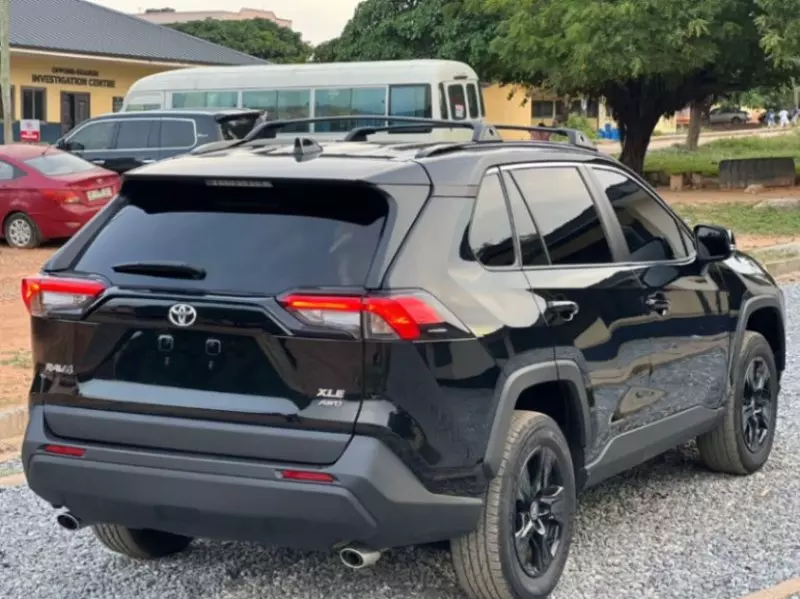TOYOTA RAV 4   - 2024