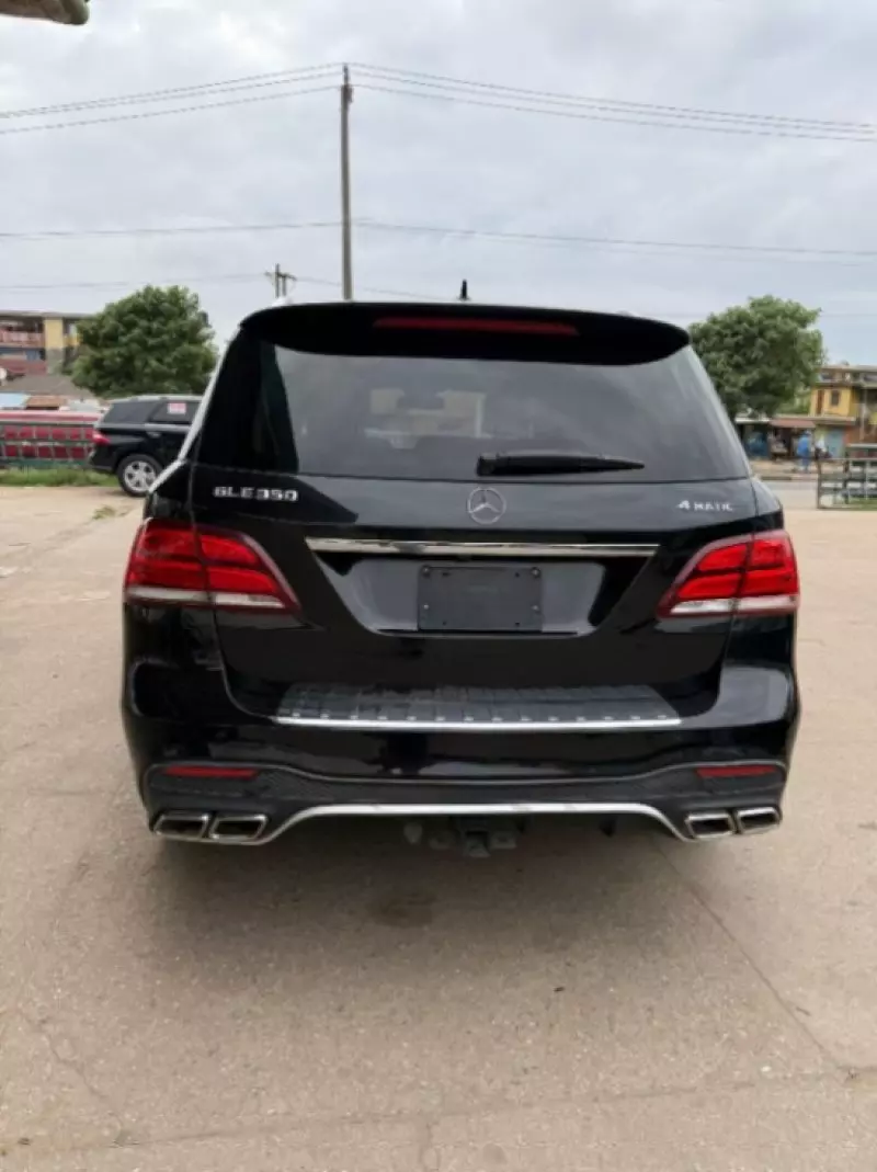 Mercedes-Benz GLE 350   - 2015