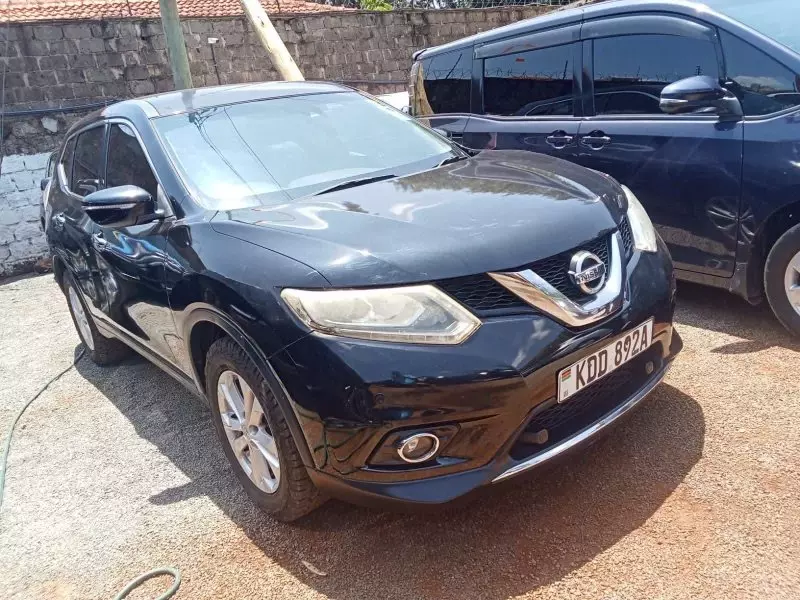 Nissan X-Trail   - 2014