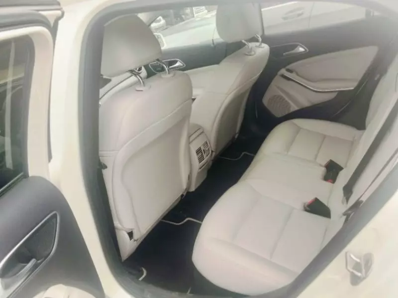 Mercedes-Benz GLA-Class - 2015