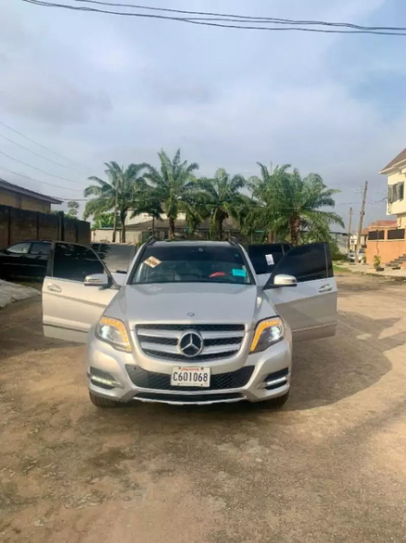 Mercedes-Benz GLK 350   - 2014