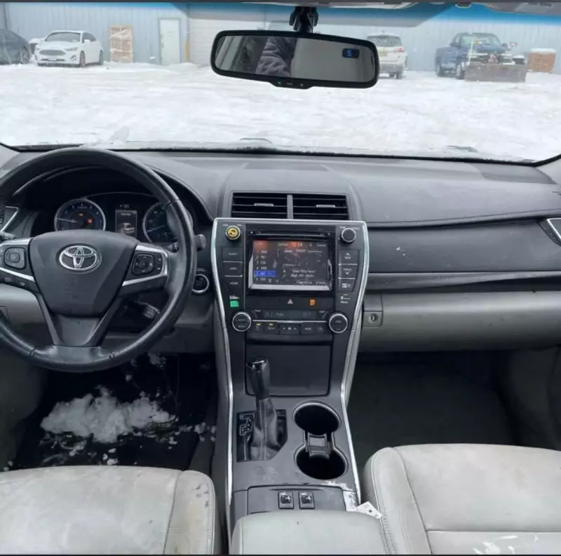 Toyota Camry   - 2015