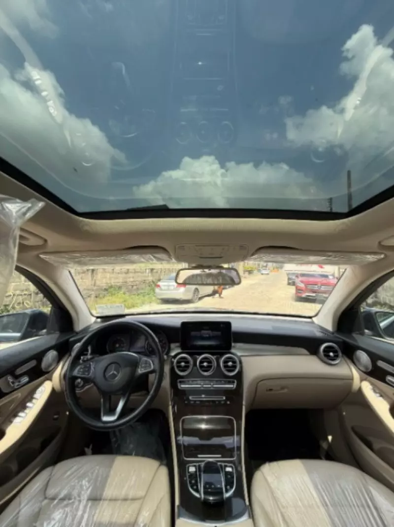 Mercedes-Benz GLC 300   - 2018