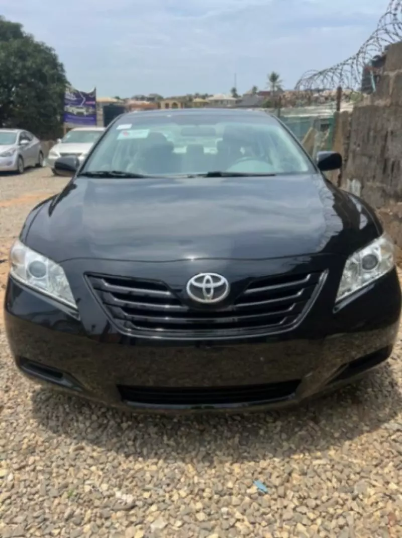 Toyota Camry   - 2007