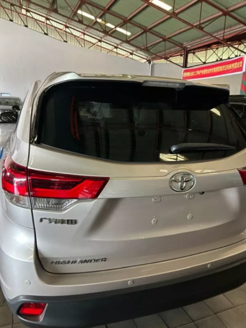 TOYOTA Highlander   - 2020