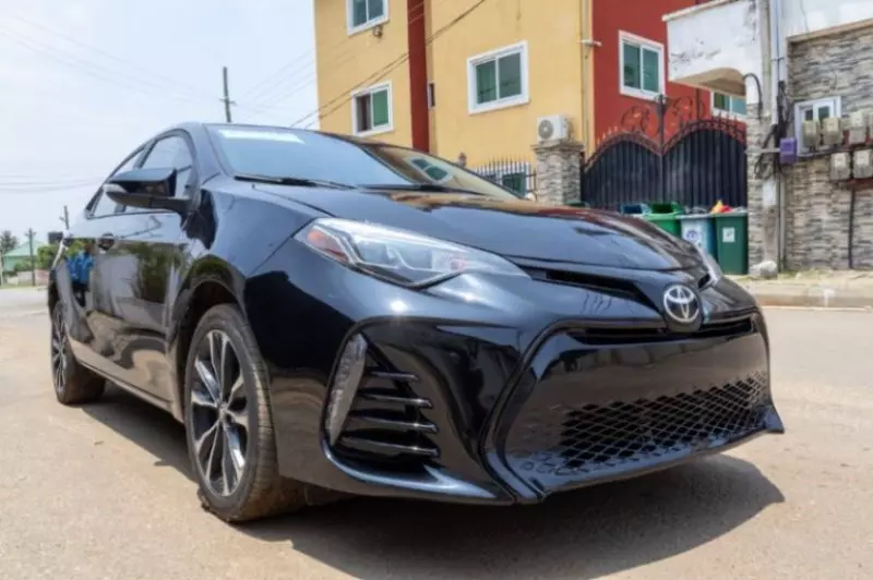 TOYOTA Corolla   - 2018