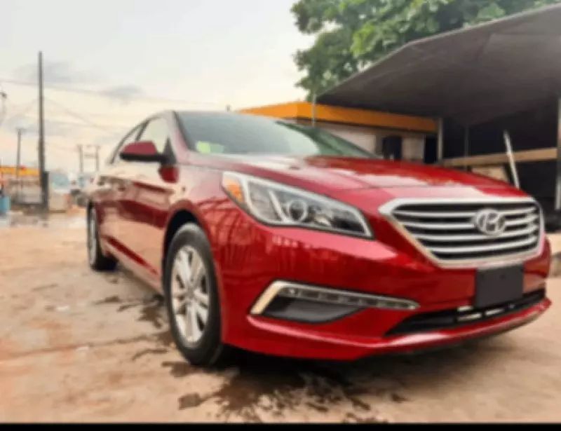 Hyundai Sonata - 2015