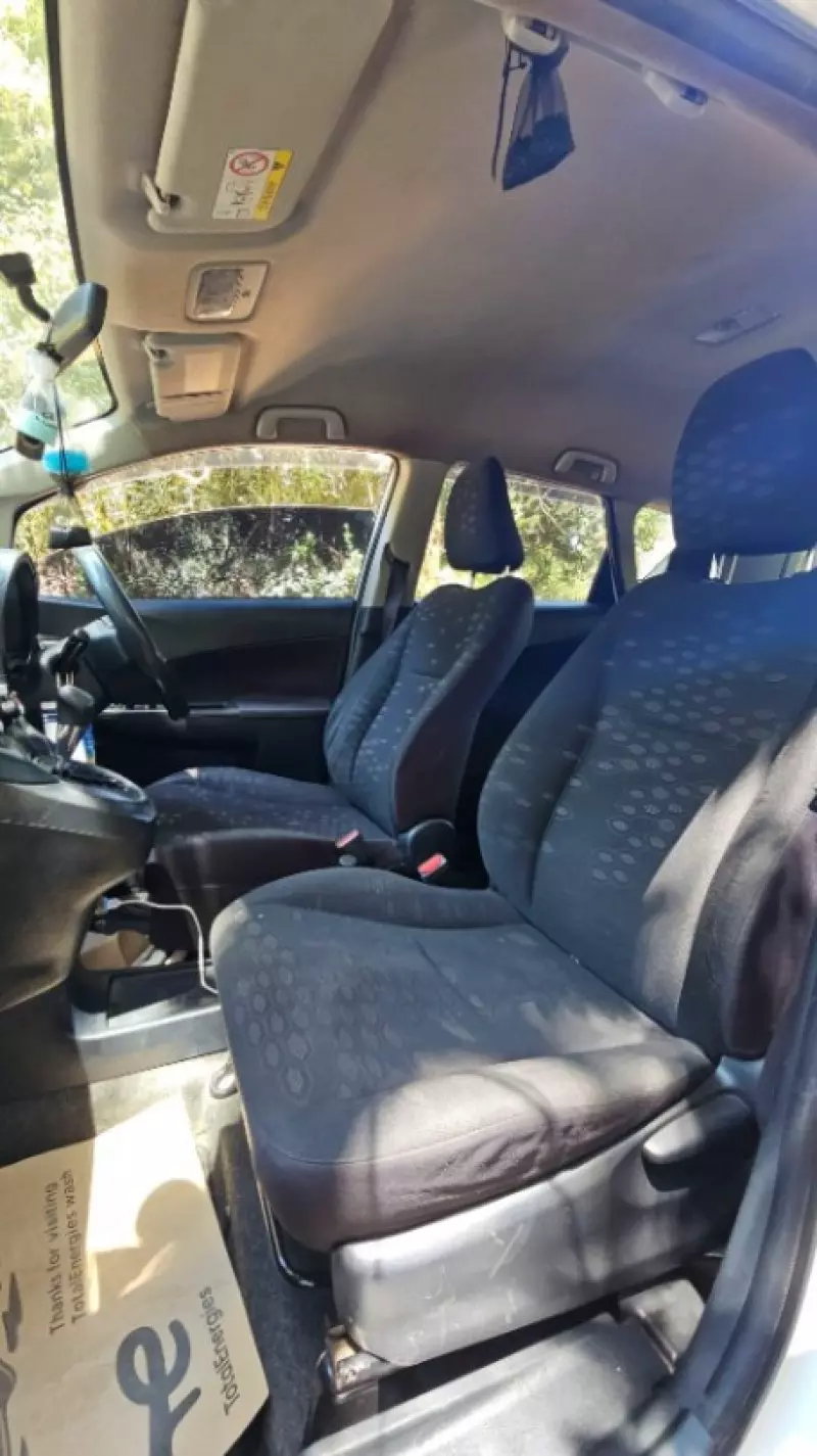 TOYOTA Ractis - 2013