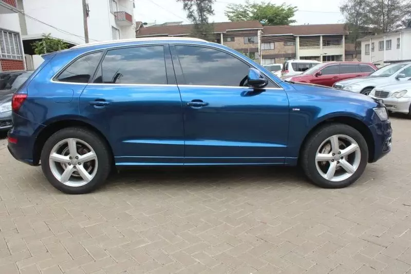 Audi Q5   - 2015