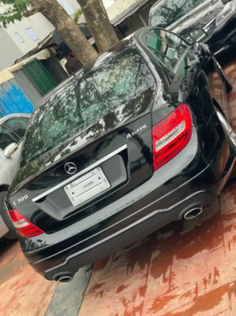 Mercedes-Benz C-Class   - 2013