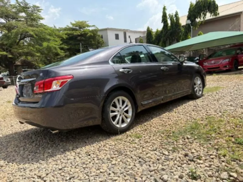 Lexus ES 350 - 2010