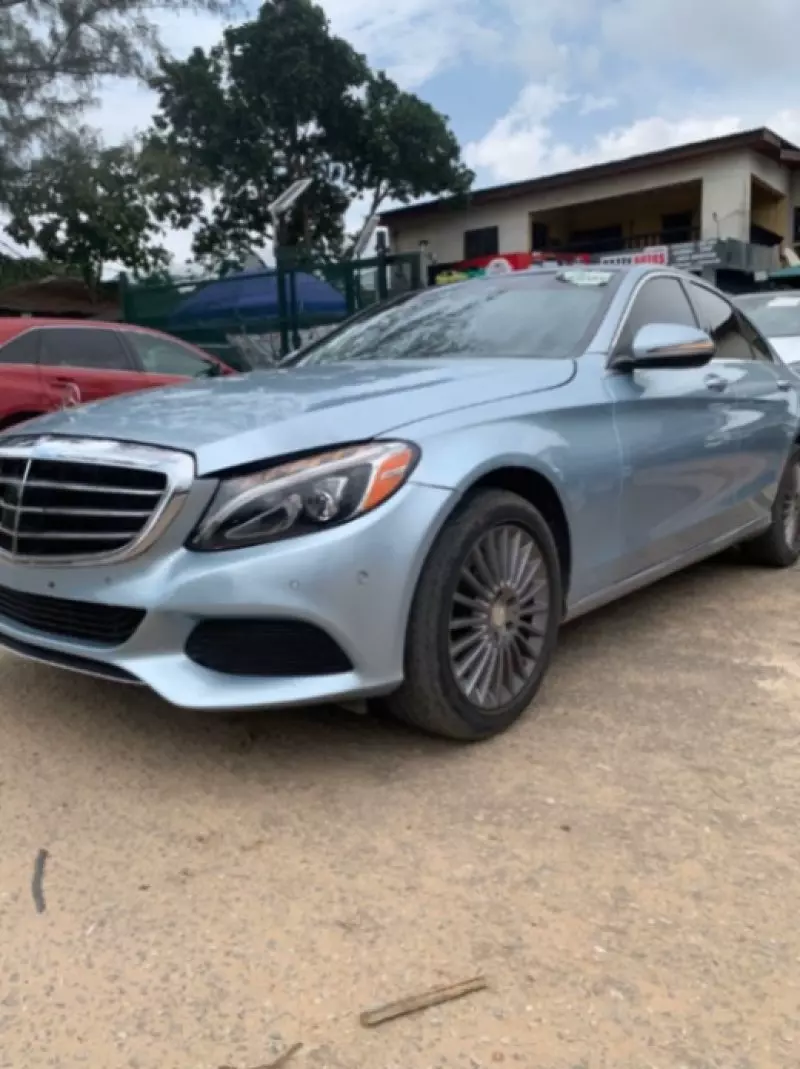Mercedes-Benz C 300   - 2016