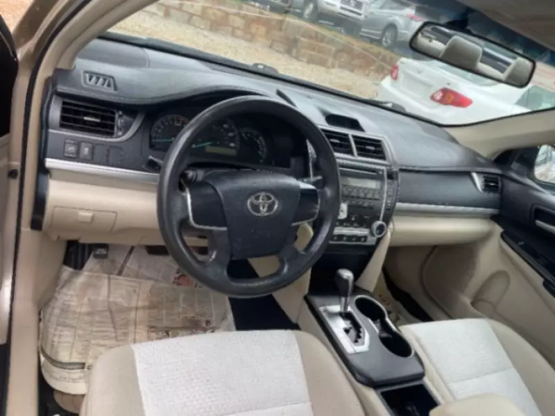 TOYOTA Camry   - 2012
