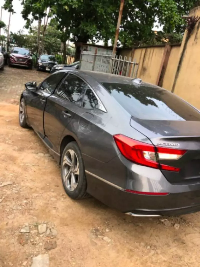 Honda Accord - 2019