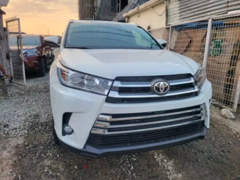 TOYOTA Highlander   - 2015