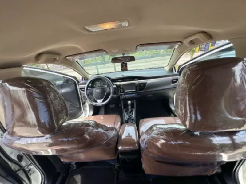 Toyota Corolla   - 2014
