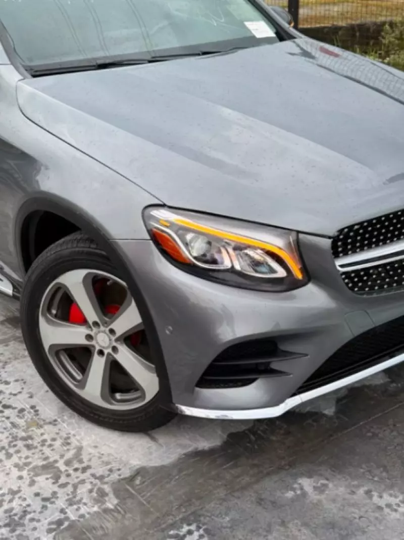 Mercedes-Benz GLC 300   - 2016