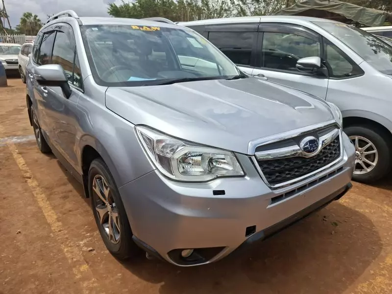 Subaru Forester   - 2015