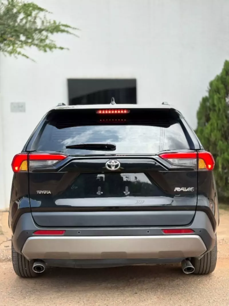 TOYOTA RAV4   - 2024