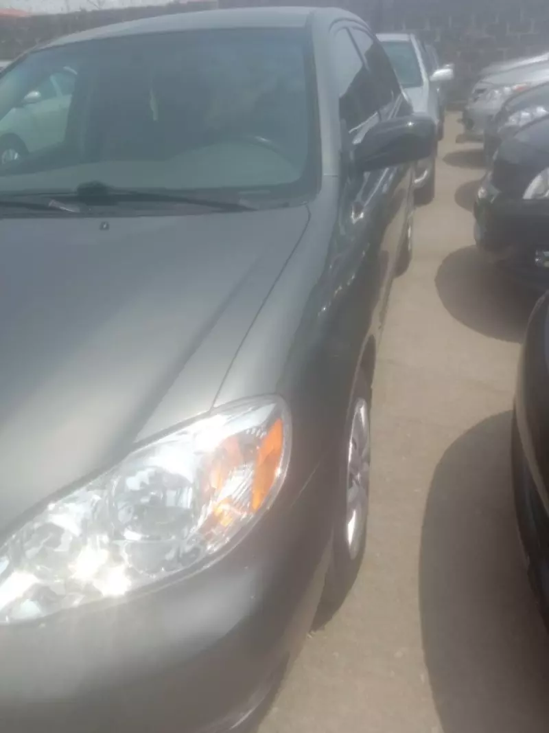 Toyota Corolla   - 2007