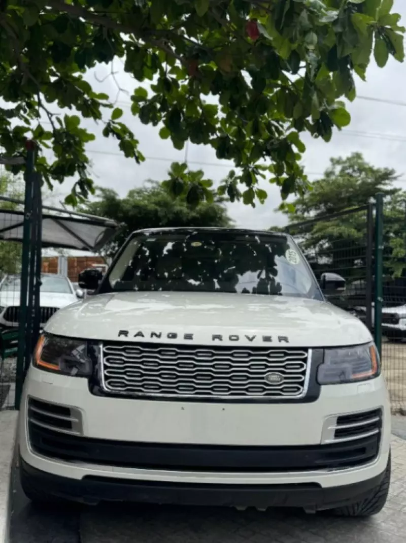 RANGE ROVER HSE LR4   - 2015