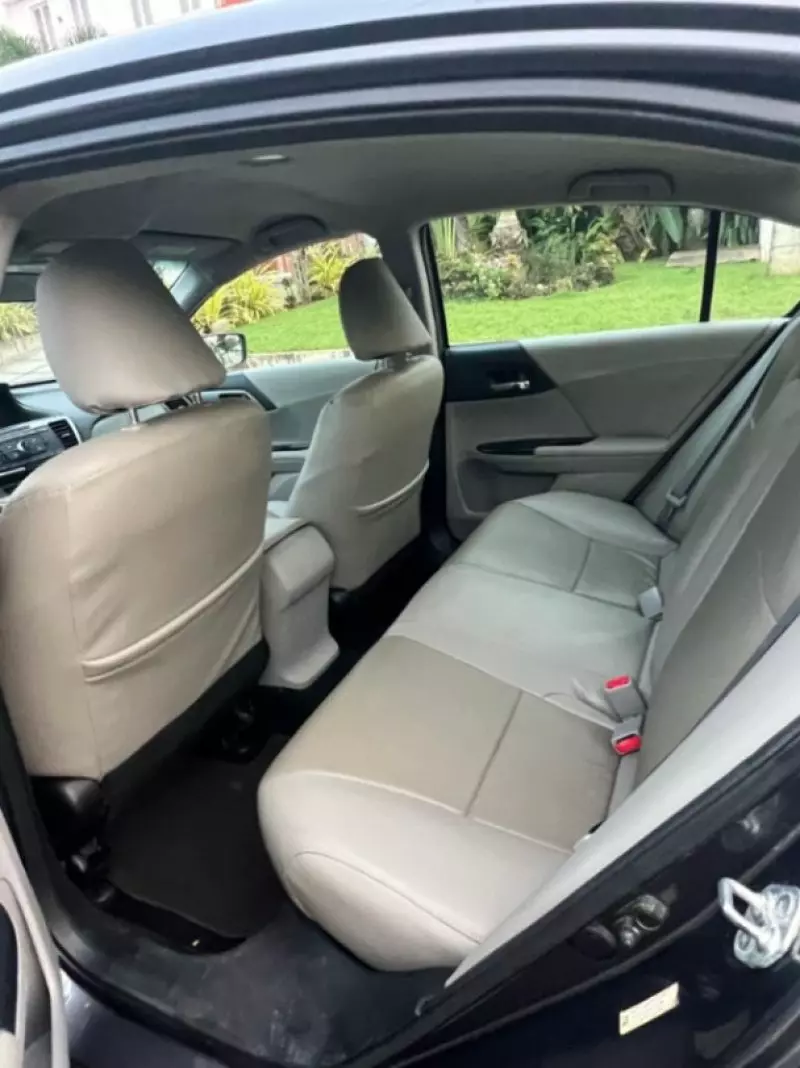 Honda Accord   - 2013