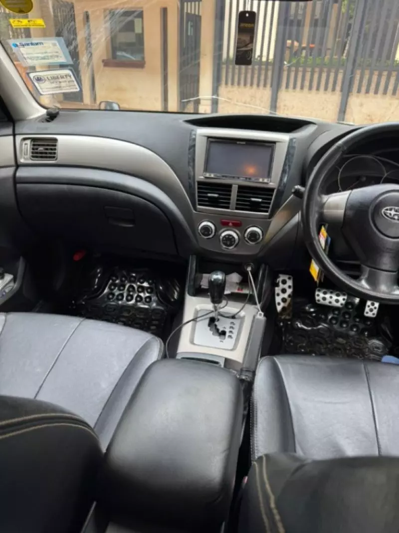 Subaru Forester   - 2009
