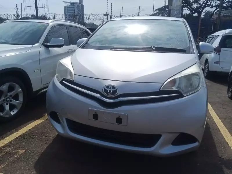 Toyota Ractis   - 2013