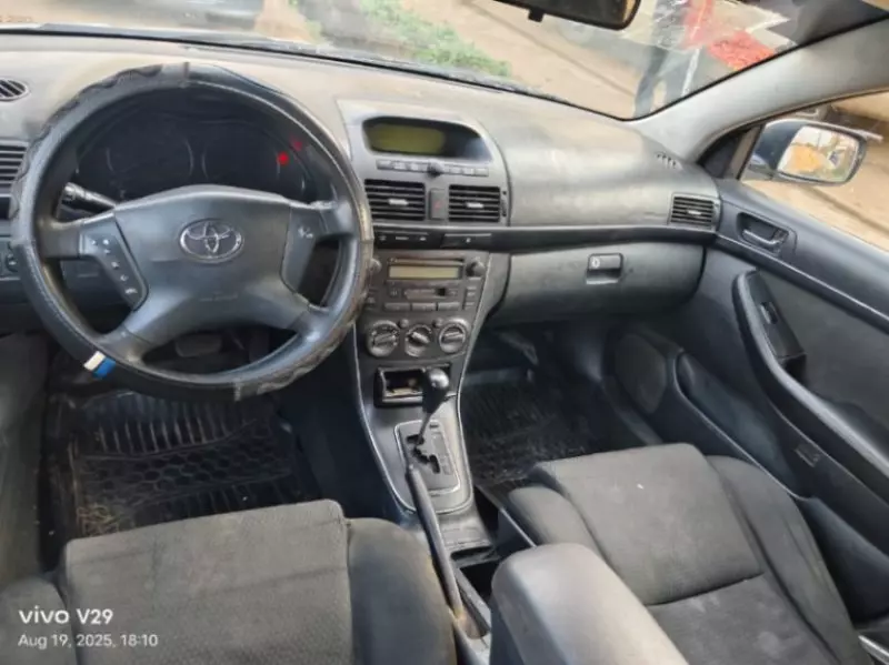 TOYOTA Avensis - 2008