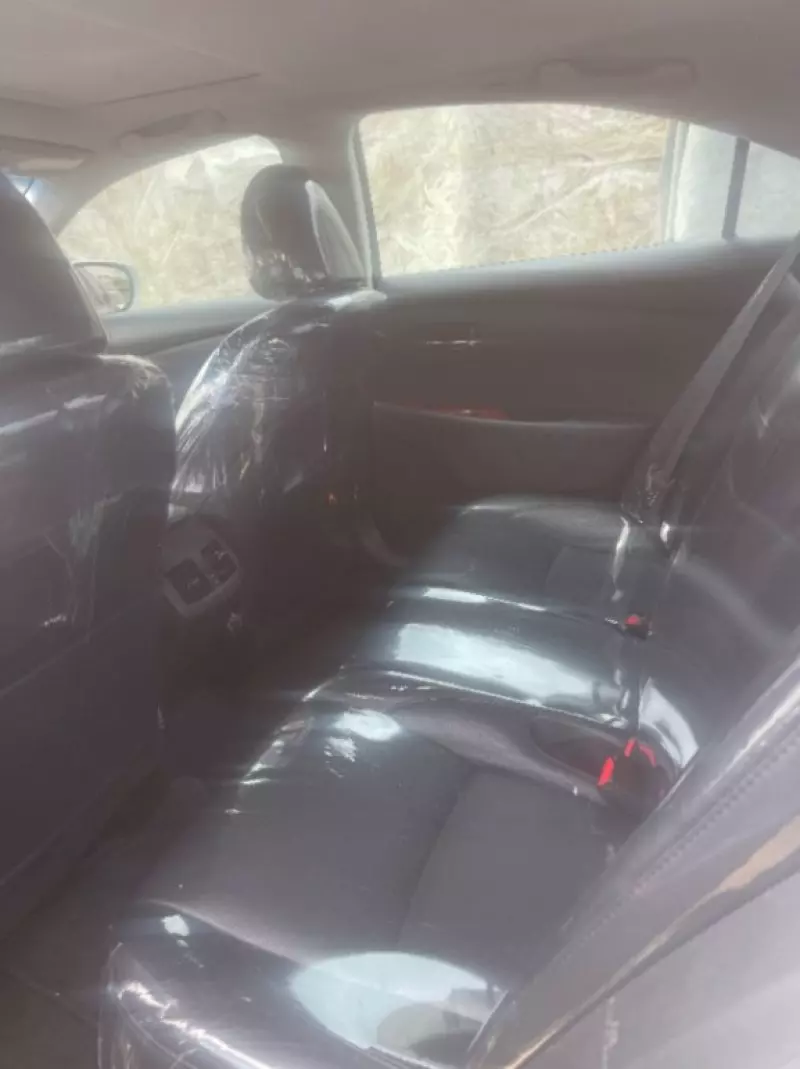 Lexus ES   - 2010