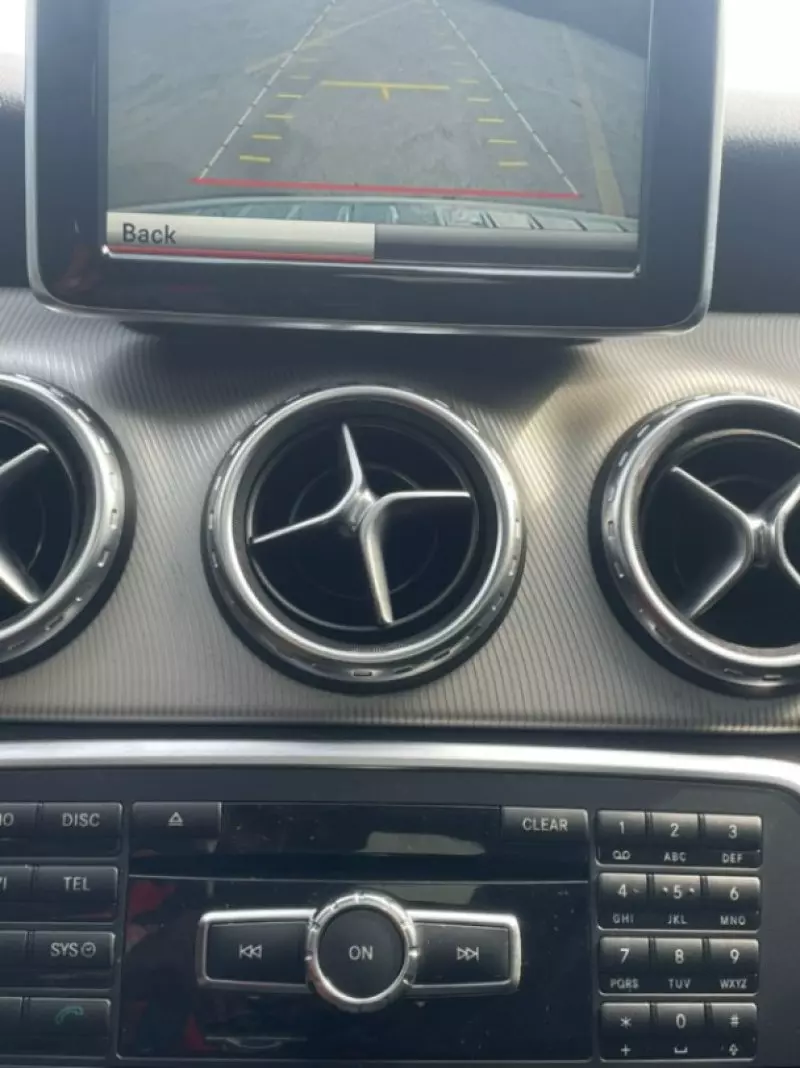 Mercedes-Benz GLA 250   - 2016