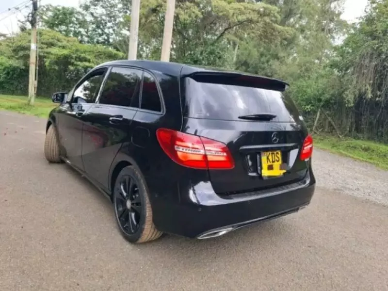 Mercedes-Benz B 180   - 2018
