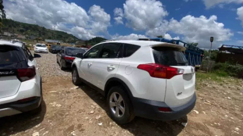 TOYOTA RAV 4   - 2015