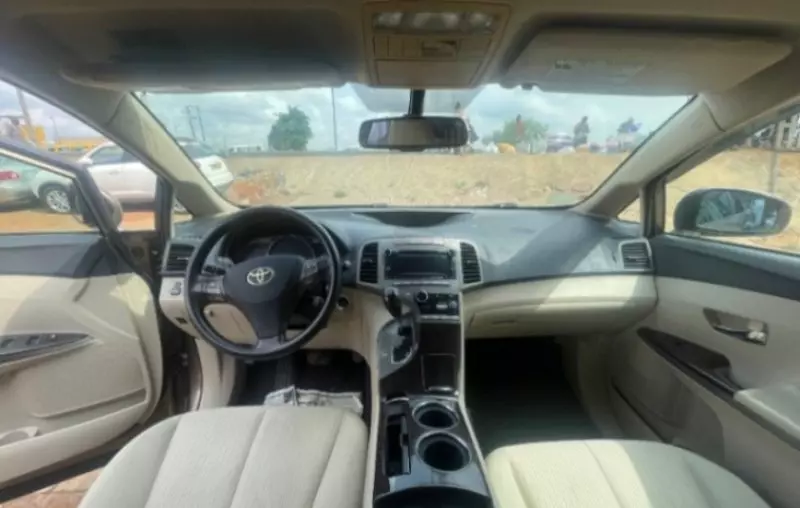 TOYOTA Venza - 2010