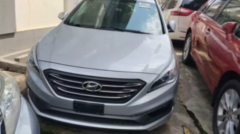 Hyundai Sonata   - 2015