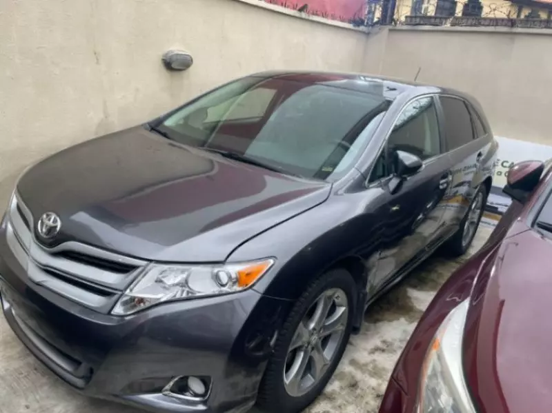 Toyota Venza   - 2014