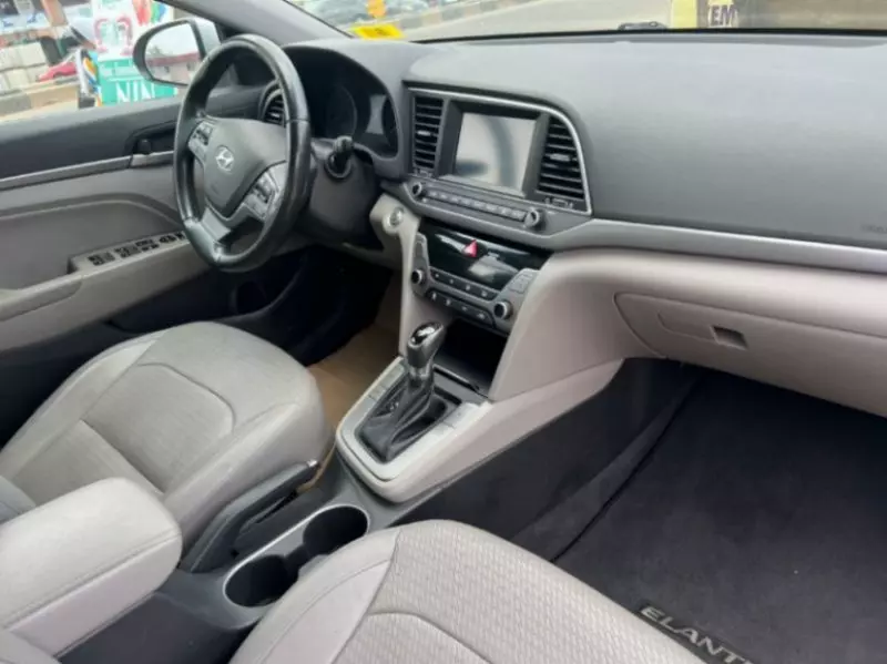 Hyundai Elantra   - 2017