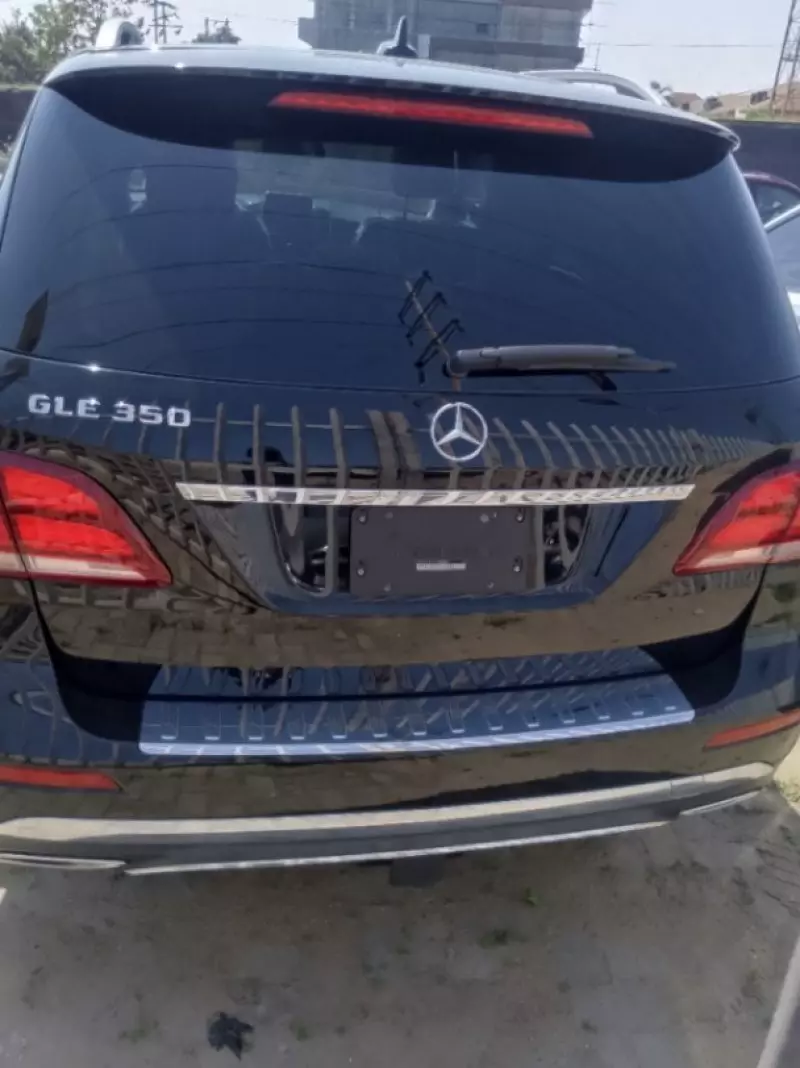 Mercedes-Benz GLE 350   - 2016