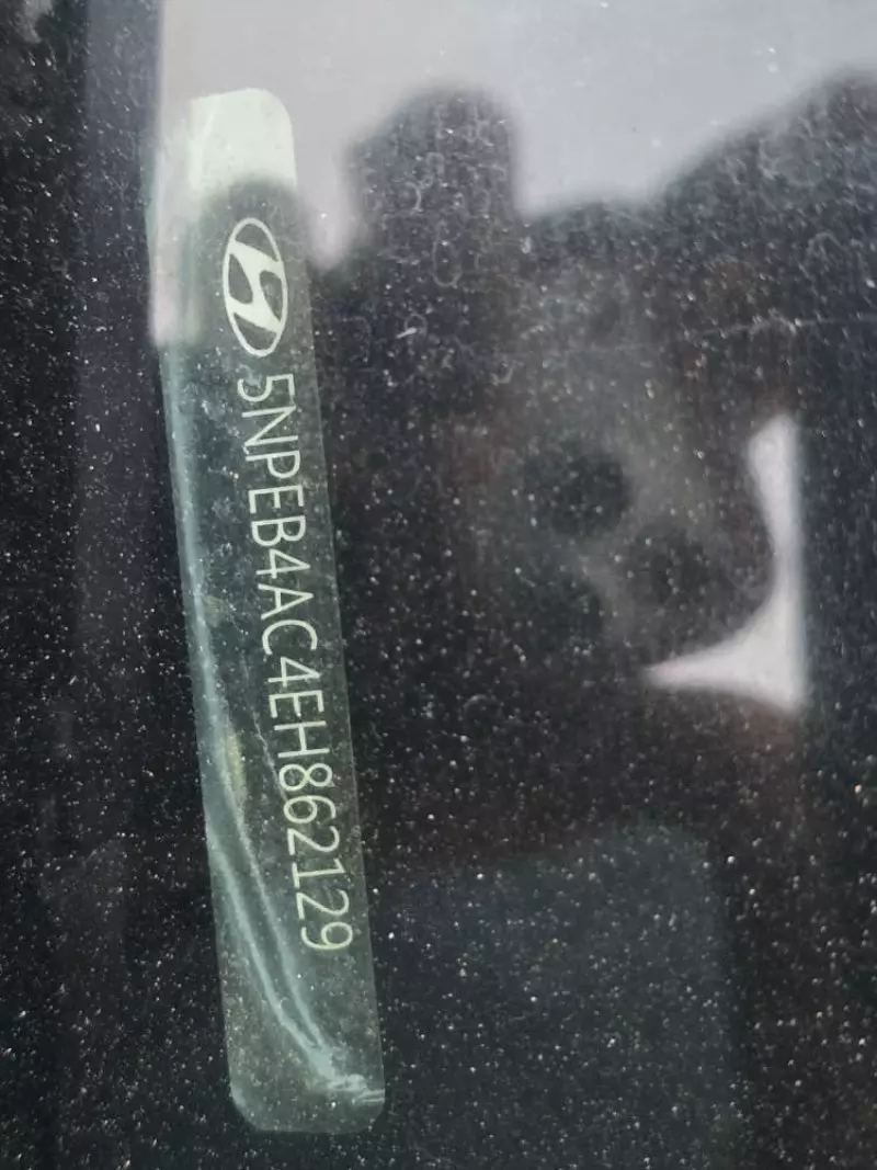 Hyundai Sonata   - 2014