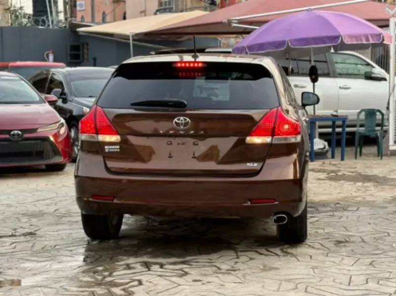 TOYOTA Venza - 2012