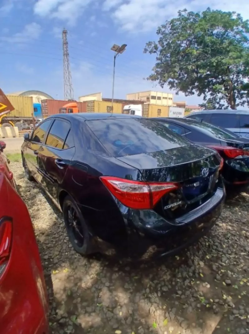 TOYOTA Corolla - 2017