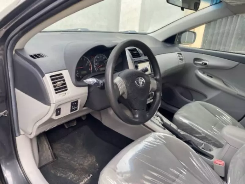 Toyota Corolla   - 2011