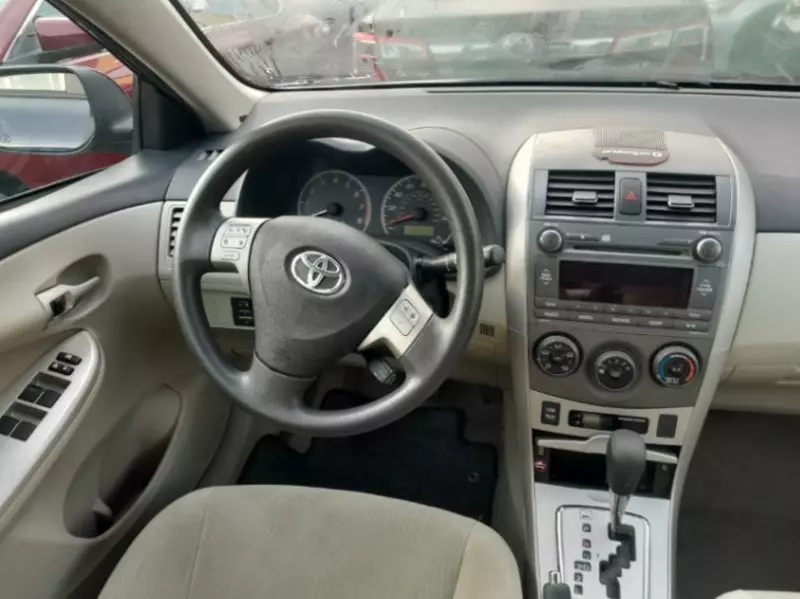 Toyota Corolla - 2011